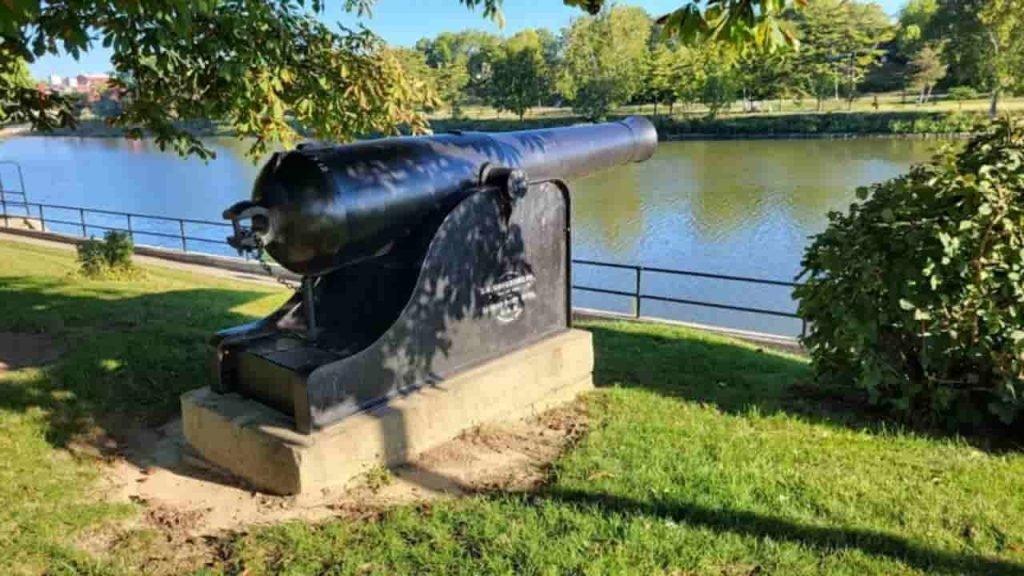 Fort Defiance Park in Defiance Ohio featuring historic fort site and scenic river view